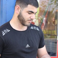 Эдик, 20, Михайловка