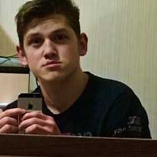 Ростислав, 22, Кировск (ЛНР)