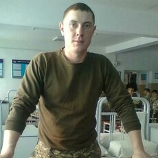 Олег, 32, Сургут