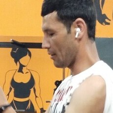 Мирослав, 33, Называевск
