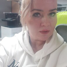 Анастасия, 45, Лутугино