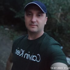 Слава, 37, Снежное