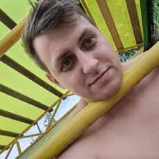 Адам, 33, Неман