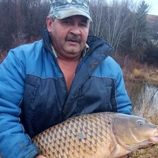 Слава, 52, Николаевск