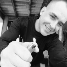 Харитон, 25, Краснодон