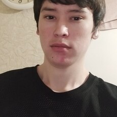 Эдик, 23, Алатырь