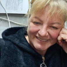 Алёна, 51, Холмск