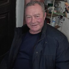 Гриша, 67, Донецк (ДНР)