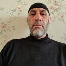 Юрий, 61, Качканар