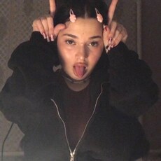 Надежда, 20, Кремёнки