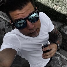Демид, 32, Остров
