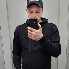 Лев, 30, Ардон