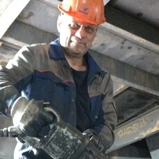 Назар, 51, Саки