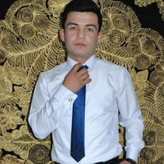 Рома, 31, Чудово