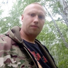 Валера, 35, Свирск