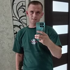 Виталий, 35, Зуевка