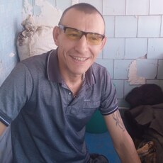 Валерий, 43, Далматово