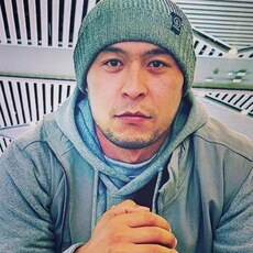 Вадик, 32, Киров (Калужская область)