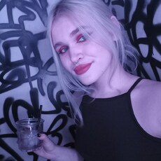 Галина, 23, Святогорск