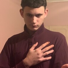 Альберт, 27, Сосенский