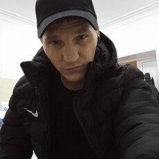 Артёмий, 27, Валуйки