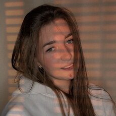Елена, 27, Палласовка