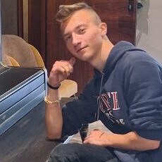 Анатолий, 21, Старый Оскол
