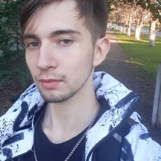 Демид, 21, Петровск