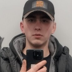 Валентин, 23, Моздок