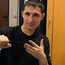 Альберт, 24, Карабулак