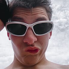 Ратмир, 21, Якутск