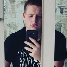 Витя, 19, Чулым