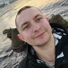 Гоша, 28, Алчевск