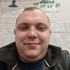 Владлен, 32, Пикалёво