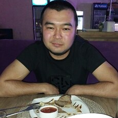 Валентин, 31, Симферополь