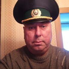 Олег, 54, Куровское