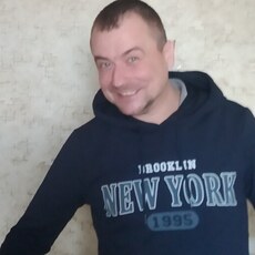 Валерий, 32, Кировск (Мурманская область)