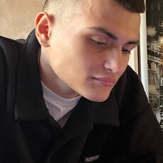 Веня, 31, Волчанск