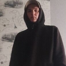 Олеж, 19, Юнокоммунаровск