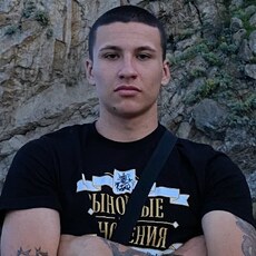 Исаак, 21, Мамоново