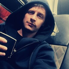 Илюха, 30, Всеволожск