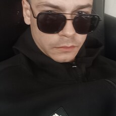 Платоша, 31, Артём