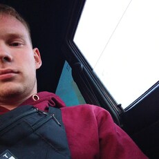 Даня, 26, Волхов