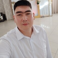 Лаврик, 26, Нея
