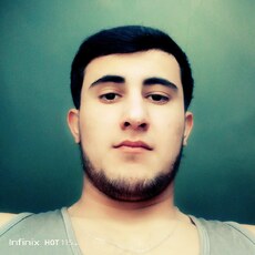 Петя, 21, Бердянск