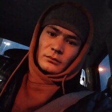 Вадим, 25, Сясьстрой