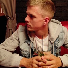 Юра, 24, Горнозаводск