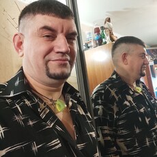 Юрий, 45, Остров