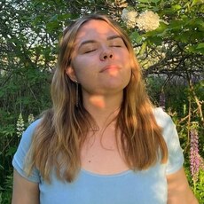 Лариса, 21, Каменка