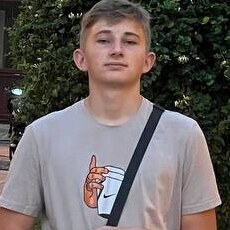 Станислав, 19, Тосно